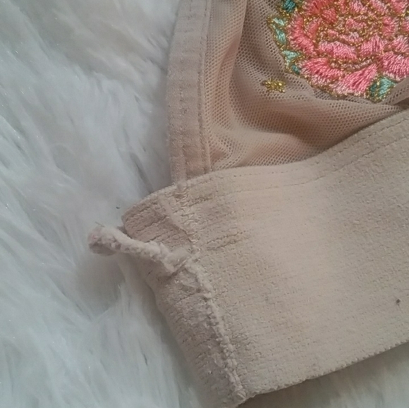 Victoria's Secret PINK Floral Applique Bralette - Picture 5 of 7